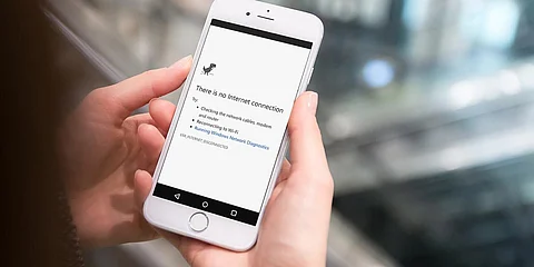 രാജ്യത്തെ ഇൻറർനെറ്റ് നിരോധനം മൂലം ഒരു ദിവസം 1.5 കോടിയുടെ നഷ്ടം എന്ന് ടെലികോം കമ്പനികൾ