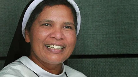 സഭ വിശ്വാസികള്ക്ക് വിട്ടുനല്കണം, ചര്ച്ച് ബില്ലാണ് പരിഹാരം :സിസ്റ്റര് ലൂസി കളപ്പുര