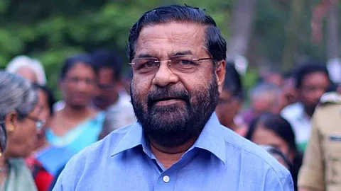 ‘ഒറ്റപ്പെട്ട സംഭവങ്ങള് ചൂണ്ടിക്കാട്ടി എഴുന്നള്ളിപ്പുകള് വിലക്കരുത്’; മുന്നൂറോളം ആനകളെ അണിനിരത്തി ഗജോത്സവം നടത്തുമെന്ന് കടകംപള്ളി