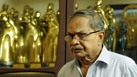 ‘തന്റെ വാദം കേള്ക്കണം’; രണ്ടാമൂഴം കേസില് തടസ ഹര്ജിയുമായി എം.ടി സുപ്രീം കോടതിയില്