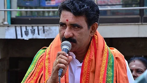 ‘ഹിന്ദുക്കളെ ഭീഷണിപ്പെടുത്തുന്നവര് പാകിസ്താനില് പോകേണ്ടി വരും’; പിണറായിയെക്കൊണ്ട് എന്പിആര് നടപ്പാക്കിക്കുമെന്നും ബി ഗോപാലകൃഷ്ണന്