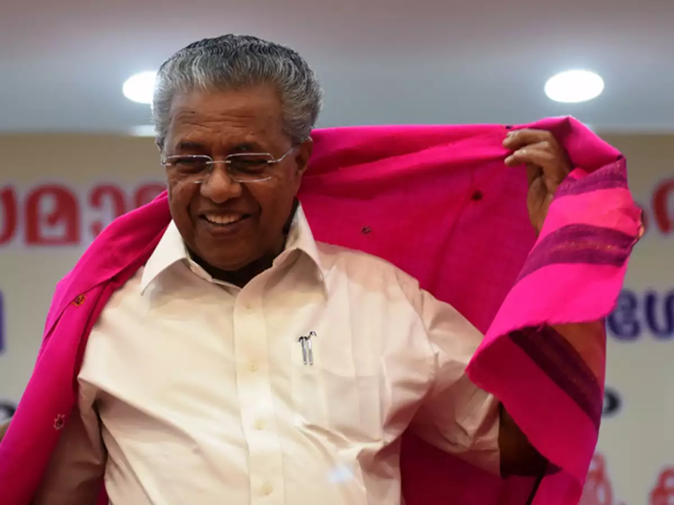 മുഖ്യമന്ത്രി പിണറായി 