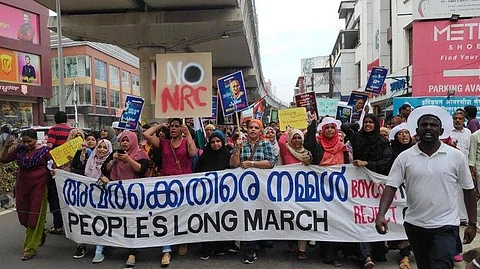 ‘മുസ്ലിം സ്ത്രീകള് പരിധി വിടരുത്’; പൗരത്വ പ്രക്ഷോഭത്തിനിറങ്ങുന്ന സ്ത്രീകള്ക്ക് സമസ്തയുടെ മുന്നറിയിപ്പ്