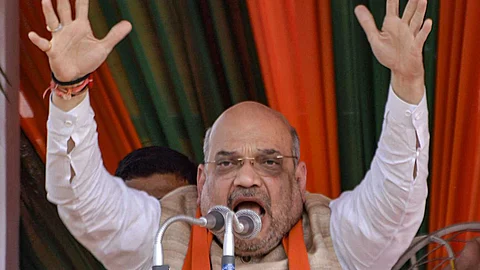 ‘നുഴഞ്ഞുകയറ്റക്കാരെ 2024നുള്ളില് രാജ്യത്ത് നിന്ന് പുറത്താക്കും’; ദേശീയ പൗരത്വരജിസ്റ്ററിന് സമയപരിധി പ്രഖ്യാപിച്ച് അമിത് ഷാ