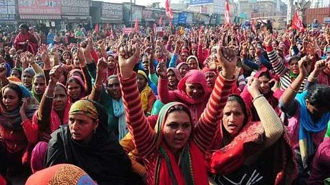 പൊതുപണിമുടക്ക് ഇന്ന് അര്ധരാത്രി മുതല്; സഹകരിക്കില്ലെന്ന് വ്യാപാരിവ്യവസായി ഏകോപനസമിതി