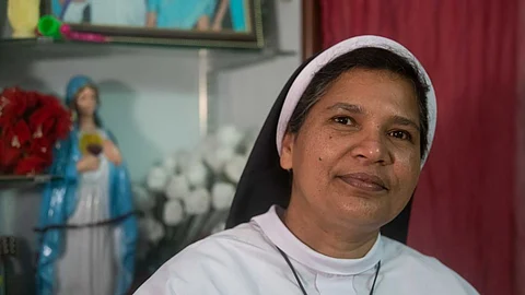 ‘താമസം സംസ്കാരശൂന്യരായ സഭാ വിരോധികള്ക്കൊപ്പം’; സിസ്റ്റര് ലൂസിയ്ക്കെതിരെ അധിക്ഷേപവുമായി എഫ്സിസി സഭ