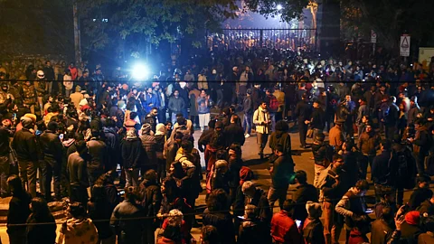 ജെഎന്യു:‘കുറ്റക്കാരെ സര്ക്കാര് സംരക്ഷിക്കുമെന്ന ധൈര്യം ക്യാമ്പസ് അക്രമം വര്ദ്ധിപ്പിക്കുന്നു’; ആംനസ്റ്റി