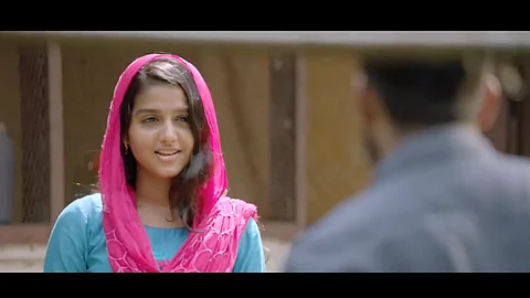 തട്ടമിട്ട് അനശ്വര ജെ എന് യുവിലേക്ക്, വിദ്യാര്ത്ഥികള്ക്ക് ഐക്യദാര്ഡ്യവുമായി വാങ്ക് ടീസര്