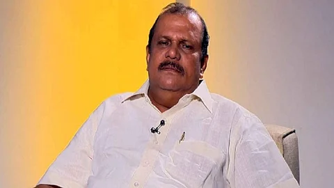 ‘സിനിമയില് വിപ്ലവം പറയുന്ന സ്ത്രീകള് പിന്നീട് കരയേണ്ടി വരും’;’സ്റ്റീഫന് നെടുമ്പള്ളി താനാണെന്ന് പലരും പറഞ്ഞെന്ന് പിസി ജോര്ജ്