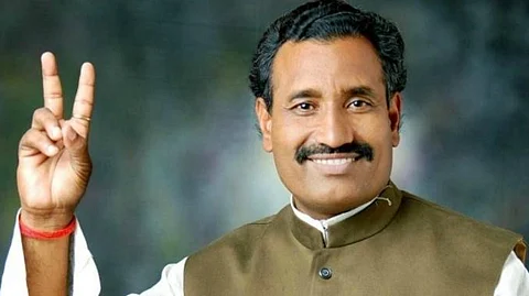 കൂട്ടബലാത്സംഗ കേസില് ബിജെപി എംഎല്എയ്ക്കും മക്കള്ക്കും ക്ലീന് ചിറ്റ്; തെളിവില്ലെന്ന് യുപി പൊലീസ്