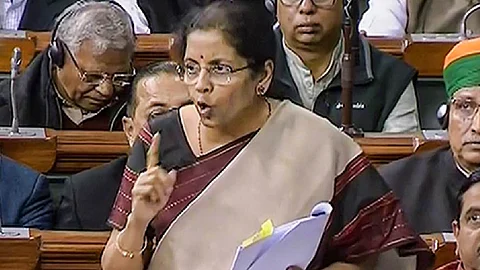 ‘സാമ്പത്തികരംഗം പ്രതിസന്ധിയിലല്ല’, ഉണര്വിന്റെ ‘7 ലക്ഷണങ്ങള്’ കാണാമെന്ന് നിര്മല സീതാരാമന്