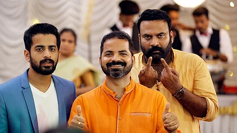 ‘അത് രഹസ്യകാമനകളുടെ വെടിവഴിപാടായിരുന്നെങ്കില് ഇത് പൂരമാണ് പൂരം’, ഫേസ്ബുക്ക് കുറിപ്പ്