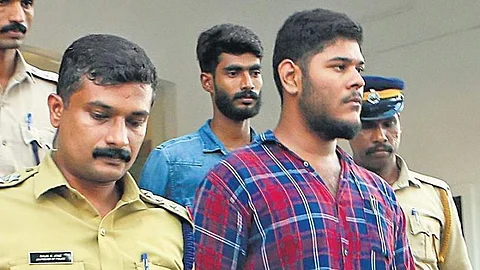 പരീക്ഷ എഴുതാന് അനുവദിക്കണമെന്ന അലന്റെ അപേക്ഷ കണ്ണൂര് സര്വകലാശാലയ്ക്ക് വിട്ടു; തീരുമാനം രണ്ട് ദിവസത്തിനകം