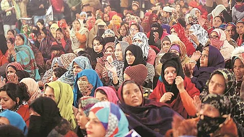 ’ എല്ലാ സംശയങ്ങളും തീര്ത്ത് തരാം’; ഷഹീന് ബാഗില് പ്രതിഷേധിക്കുന്ന വനിതകളോട് ചര്ച്ചയ്ക്ക് തയ്യാറെന്ന് കേന്ദ്രസര്ക്കാര്