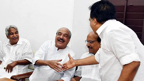 'മാണിക്ക് സ്മാരകം ജോസിനെ ലക്ഷ്യമിട്ടല്ല'; സ്മാരകം പണിയുന്നതില് എന്താണ് തെറ്റെന്ന് ചെന്നിത്തല