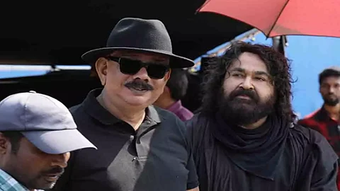 മരക്കാറുടെ കഥ പറയണമെന്നത് ഞങ്ങളുടെ സ്വപ്നമായിരുന്നു: മോഹന്ലാല്