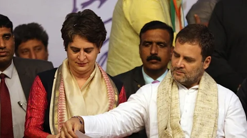 ചിത്രത്തില് പോലുമില്ലാതെ കോണ്ഗ്രസ്; വോട്ടുശതമാനത്തിലും ഇടിവ്