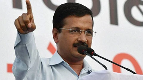 ദില്ലി ആം ആദ്മിക്ക് മുന്നേറ്റമെന്ന് പ്രവചനം; 61 സീറ്റ് വരെയെന്ന് റിപ്പബ്ലിക് ടിവി