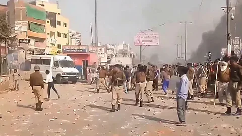 ‘മുസ്ലീങ്ങള്ക്കു നേരെ കല്ലെറിയാന് ഞങ്ങളോട് പറഞ്ഞു’; പൊലീസ് കല്ലുകളെത്തിച്ചുവെന്നും ഡല്ഹി അക്രമത്തില് പങ്കെടുത്തവര്