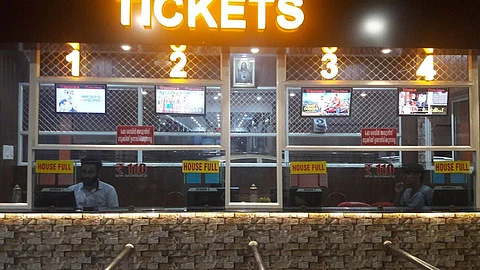 മാര്ച്ച് 11മുതല് തിയറ്ററുകള് അടച്ചിടും, ഈ മാസം റിലീസ് ഇല്ല