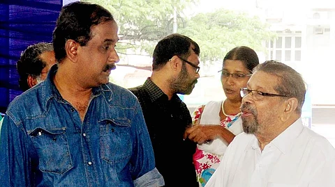 ‘ഇത്രയും പ്രണയഗാനങ്ങള് സൃഷ്ടിച്ച മനുഷ്യന്റെ ഉള്ളിലൊരു കാമുകനുണ്ടാകും, തീര്ച്ച’