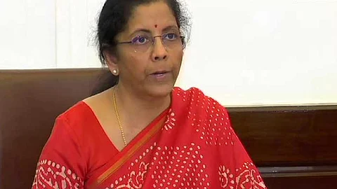 ചാര്ജില്ലാതെ ഏത് എടിഎമ്മില് നിന്നും പണം പിന്വലിക്കാം, മിനിമം ബാലന്സ് നിബന്ധന ഒഴിവാക്കിയടക്കം ഇളവുകള്