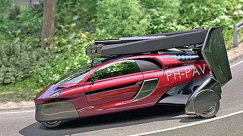 റോഡിലും ആകാശത്തും സഞ്ചരിക്കാം; പറക്കും കാറുകള് ഇന്ത്യയിലേക്ക്