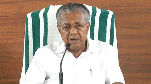 ‘കൊവിഡില് ഭീതിയുടെ സാഹചര്യമില്ല’; ജാഗ്രത വേണം, ഇല്ലെങ്കില് പിടിവിട്ടുപോകുമെന്ന് മുഖ്യമന്ത്രി