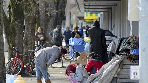 ‘ദശലക്ഷങ്ങളെ കൊവിഡ് ദാരിദ്ര്യത്തിലേക്ക് എടുത്തെറിയും’; സമ്പദ് ഘടനയെ തകിടം മറിക്കുമെന്നും ലോകബാങ്ക്