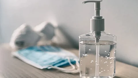 ‘രണ്ട് ലെയറുള്ള മാസ്കിന് 8 രൂപ’; സാനിറ്റൈസറിനും മാസ്കിനും വില നിശ്ചയിച്ചു