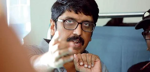 ലൊക്കേഷനില് അതീവജാഗ്രത വേണം, ഷൂട്ടിംഗ് നിര്ത്തുന്ന കാര്യം നിര്മ്മാതാവിനും സംവിധായകനും തീരുമാനിക്കാമെന്ന് ഫെഫ്ക