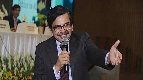 ‘മൈ ലോര്ഡ് എന്നോ യുവര് ലോര്ഡ്ഷിപ്പ് എന്നോ വിളിക്കേണ്ട’; അഭിഭാഷകരോട് ജസ്റ്റിസ് സി മുരളീധര്