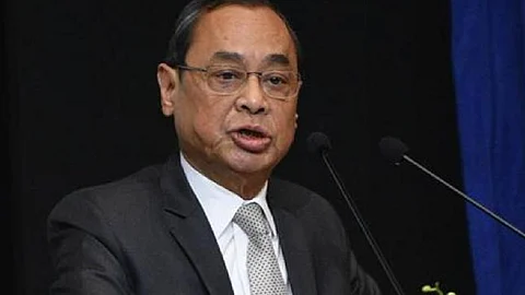 ‘ഭാര്യയൊഴികെ ഒരാളുടെയും അഭിപ്രായം ഭയപ്പെടുത്തിയിട്ടില്ല’; ജുഡീഷ്യല് സ്വാതന്ത്ര്യത്തെ ആറംഗ ലോബി വെല്ലുവിളിക്കുന്നെന്ന് രഞ്ജന് ഗൊഗോയ്