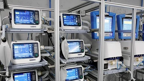 കൊവിഡ്-19: വെന്റിലേറ്ററുകളും ടെസ്റ്റിംഗ് കിറ്റുകളും നല്കാന് മാരുതിയും ഹ്യുണ്ടായിയും