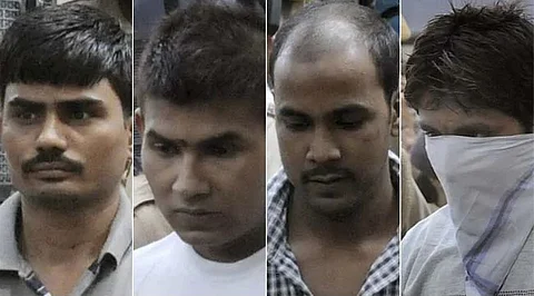 നാലുപ്രതികളെയും തൂക്കിലേറ്റിയത് ഒരുമിച്ച് ; ആറ് മണിയോടെ മൃതദേഹങ്ങള്  നീക്കി