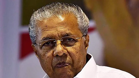 ‘എനിക്കിപ്പോ അതിന് പിറകേ പോകാന് സമയമില്ല, ഐടി വകുപ്പില് ചോദിച്ചാല് മതി ; സ്പ്രിങ്ക്ളറില് ഒഴിഞ്ഞുമാറി മുഖ്യമന്ത്രി