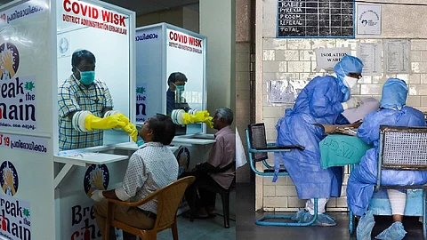 ‘കൊവിഡ് പ്രതിരോധത്തില് മാതൃക’; കേരളത്തിന്റെ പ്രവര്ത്തനങ്ങളെ പുകഴ്ത്തി വാഷിങ്ടണ് പോസ്റ്റ്