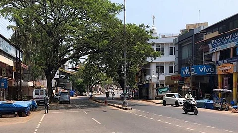 ലോക്ക് ഡൗണ്:സംസ്ഥാനത്തെ നാല് മേഖലകളാക്കി മാര്ഗനിര്ദേശം പുറത്തിറക്കി; ഈ ജില്ലകള്ക്ക് ഇളവ്