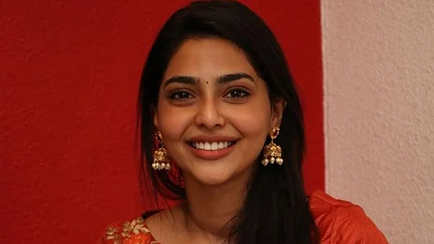 ‘ദുരിതത്തിലായ ചലച്ചിത്ര പ്രവര്ത്തകര്ക്ക് സഹായവുമായെത്തിയ ഏക പുതുതലമുറ താരം’, ഐശ്വര്യ ലക്ഷ്മിക്ക് നന്ദി പറഞ്ഞ് ഫെഫ്ക