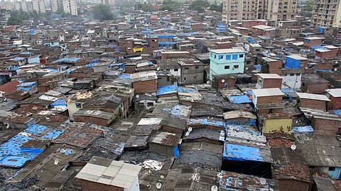 ധാരാവിയില് കൊവിഡ് സ്ഥിരീകരിച്ചവരുടെ എണ്ണം 100 കടന്നു; ഒറ്റദിവസം റിപ്പോര്ട്ട് ചെയ്തത് 15 പുതിയ കേസുകള്