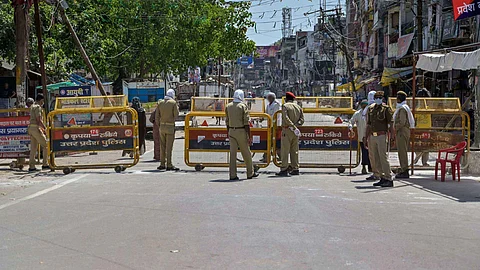 നിസാമുദ്ദീന് സമ്മേളനത്തില് പങ്കെടുത്തവരുടെ വിവരങ്ങള് നല്കുന്നവര്ക്ക് കാഷ് റിവാര്ഡ് പ്രഖ്യാപിച്ച് യുപി പൊലീസ്