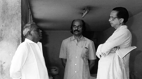 പുലരിത്തൂമഞ്ഞുതുള്ളിയിൽ...കവിതയിൽ നിന്ന് പാട്ടിലേക്ക് ഒരു ഫോൺ കോളിന്റെ ദൂരം