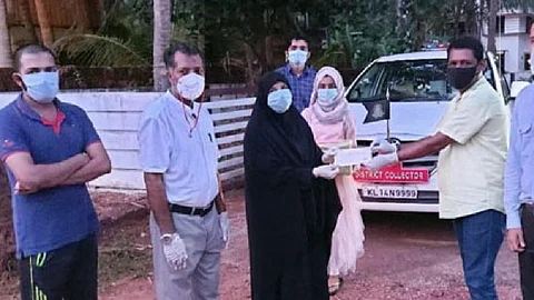 'ആശ്വാസമായത് സര്ക്കാരിന്റെ കരുതലും സഹായവവും'; ദുരിതാശ്വാസനിധിയിലേക്ക് ഒരു ലക്ഷം നല്കി കൊവിഡ് ഭേദമായ കുടുംബം