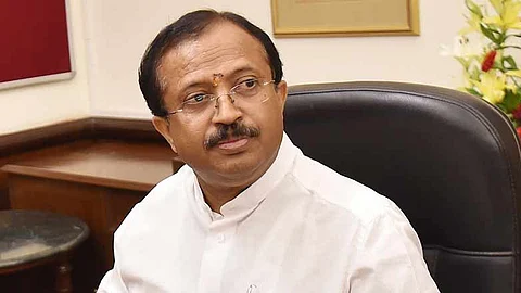 ‘ഗള്ഫില് നിന്ന് കേരളത്തിലേക്ക് ദിവസവും 24 ഫ്ളൈറ്റുകള്’; എല്ലാ വിമാനത്താവളങ്ങളിലേക്കും സര്വീസ് ആലോചനയിലെന്ന് വി മുരളീധരന്