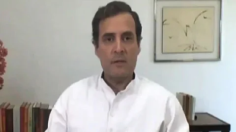 'സാമ്പത്തിക പാക്കേജ് പുനപരിശോധിക്കണം, ജനങ്ങളുടെ കൈവശം നേരിട്ട് പണമെത്തിക്കൂ', കേന്ദ്രസര്ക്കാരിനോട് രാഹുല് ഗാന്ധി