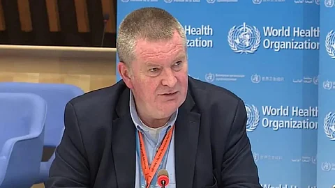 'കൊറോണ വൈറസ് ചിലപ്പോള് സ്ഥിരമായി ഇവിടെ തന്നെയുണ്ടാകും, ലോക്ക് ഡൗണ് മൂലം അത്ഭുതമൊന്നും സംഭവിക്കില്ല'; ലോകാരോഗ്യസംഘടന