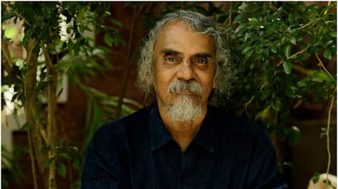 തക്ബീര് മുഴക്കിയ മലയാള ചെഗുവേരയാണ് വാരിയംകുന്നത്ത്, പോളിഷിട്ട ഷൂസുകളില് ജീവിതസാഫല്യം അനുഭവിക്കുന്നവര്ക്ക് മനസിലാകില്ല: കെ.ഇ.എന്