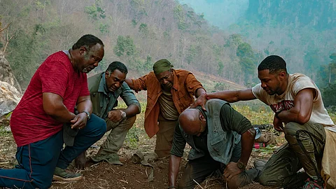 Da 5 Bloods Movie Review: ദ ഫൈവ് ബ്ളഡ്സ്: സിനിമയെയും ചരിത്രത്തെയും തിരുത്തുന്ന സ്പൈക്ക് ലീ