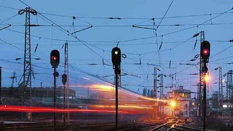 ചൈനീസ് കമ്പനിയുമായുള്ള കരാര് റദ്ദാക്കി റെയില്വേ; തീരുമാനം പദ്ധതി നടത്തിപ്പിലെ കാലതാമസം കണക്കിലെടുത്തെന്ന് വിശദീകരണം