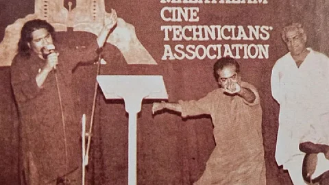 പവിത്രന്റെ പാട്ട്, കെ ജി ജോര്ജിന്റെ ബ്രേക്ക് ഡാന്സ്, പ്രോത്സാഹനവുമായി ജോണ് പോള്